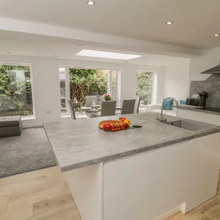 Abbey View * ويتبي